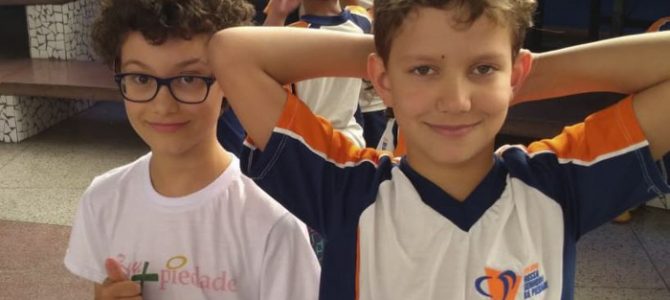 Com as energias recarregadas, alunos e professores retornam às aulas Com as energias recarregadas, alunos e professores retornam às aulas