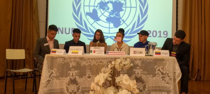 ONU Piedade, estudantes protagonizam debates diplomáticos ONU Piedade, estudantes protagonizam debates diplomáticos