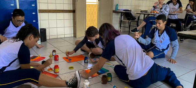 A GENTE AMA customizar! POP – Projeto de Orientação Profissional A GENTE AMA customizar! POP – Projeto de Orientação Profissional