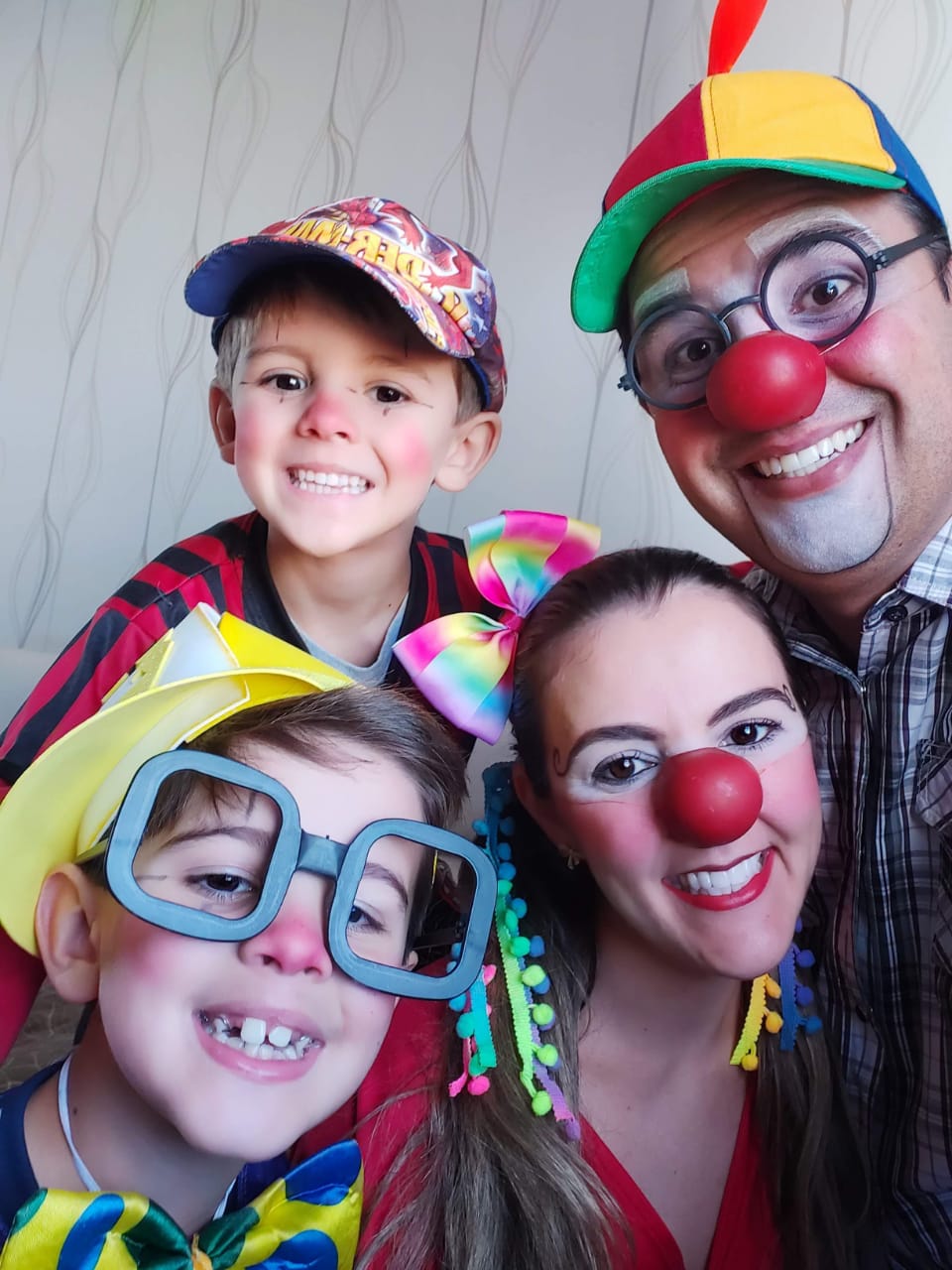 Em cada elo que une a corrente da família Piedade há muito amor envolvido! Em cada elo que une a corrente da família Piedade há muito amor envolvido!