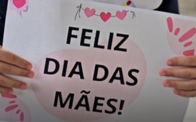 Feliz Dia das Mães! 🌸💖